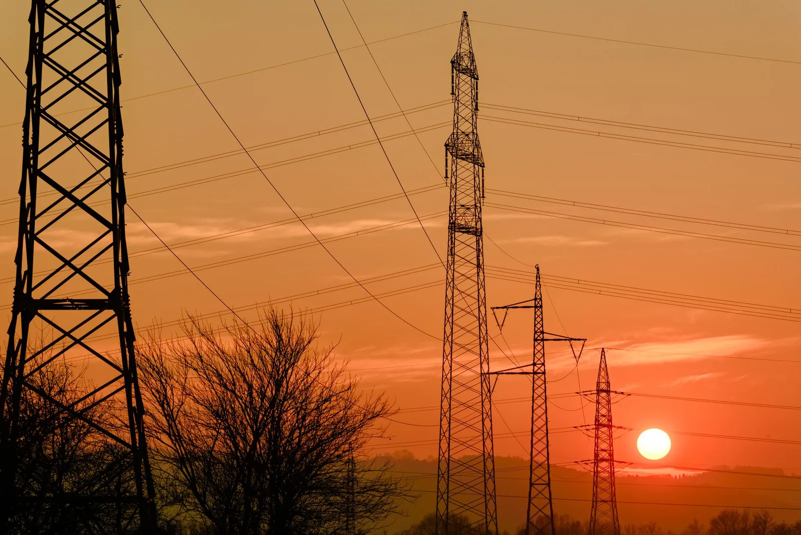 Smart Summer: Using AI to Manage Peak Cooling Loads and Reduce Energy Costs